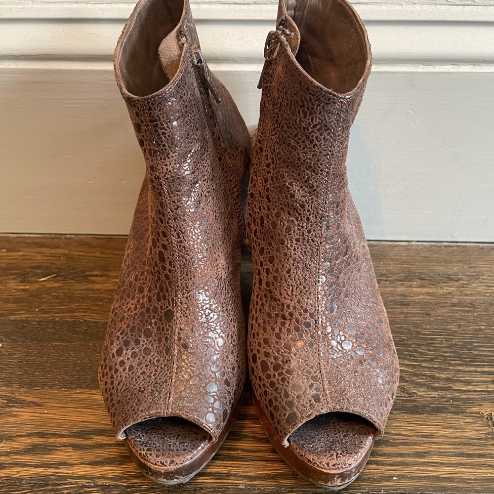 Salpy heels